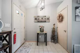 207 Galloway Ridge Dr, Galloway, OH 43119 - Photo 8