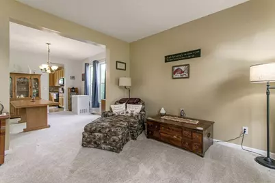 6025 Manshire Court, Galloway, OH 43119 - Photo 6