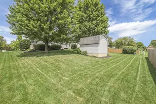 1566 Autumn Dr, Lancaster, OH 43130 - Photo 8