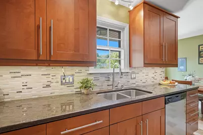 5820 Stoney Creek Court, Columbus, OH 43235 - Photo 6