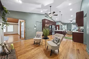 5062 Broadview Rd, Columbus, OH 43230 - Photo 18