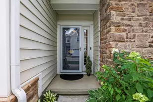 4562 Newport Loop E, Grove City, OH 43123 - Photo 6