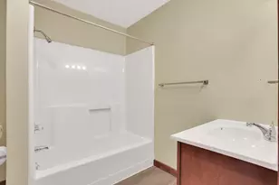 1392 4th St, Logan, OH 43138 - Photo 22