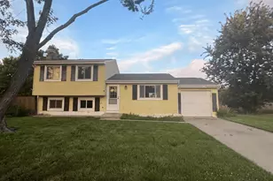2290 Turquoise Dr, Grove City, OH 43123 - Photo 1