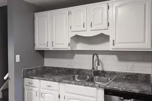 2290 Turquoise Dr, Grove City, OH 43123 - Photo 2