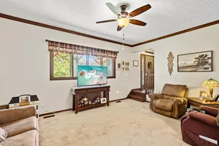 676 Amity Rd, Galloway, OH 43119 - Photo 6