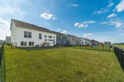 2674 Carmie Drive E, Blacklick, OH 43004 - Photo 34