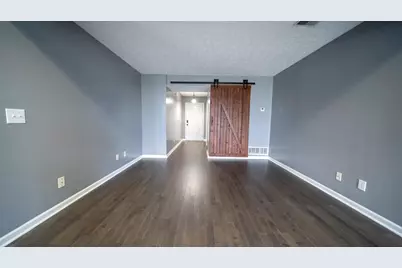 2567 Edencreek Lane, Columbus, OH 43207 - Photo 8