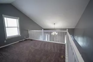 2567 Edencreek Ln, Columbus, OH 43207 - Photo 10
