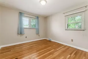 181 Village Dr, Columbus, OH 43214 - Photo 26