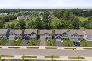 6488 Boone Dr, Powell, OH 43065 - Photo 2