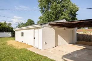 876 Grenada Rd, Columbus, OH 43207 - Photo 42