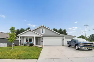 452 Saint James Gate, Newark, OH 43055 - Photo 2