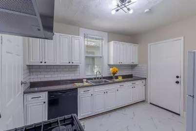 1574 Isabel Avenue, Columbus, OH 43211 - Photo 12