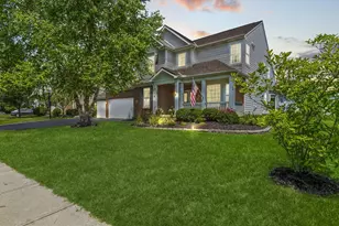 236 Balsamine Dr, Powell, OH 43065 - Photo 2