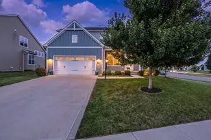 102 Moore Ct, Pickerington, OH 43147 - Photo 2