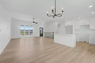 204 De Rosa Dr, Johnstown, OH 43031 - Photo 2
