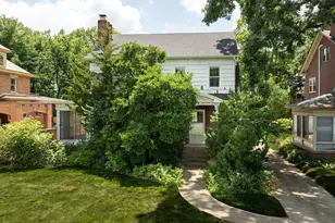 549 E N Broadway St, Columbus, OH 43214 - Photo 2