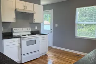 1895 E Beaumont Rd, Columbus, OH 43224 - Photo 4