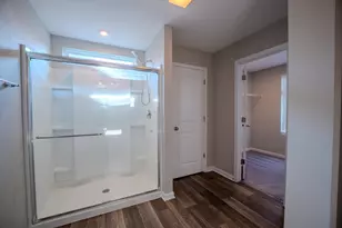 319 Honeysuckle St, Ashville, OH 43103 - Photo 14