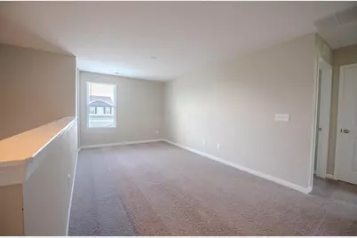 319 Honeysuckle Street, Ashville, OH 43103 - Photo 10