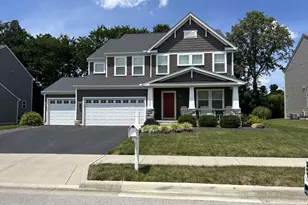 8000 Narrow Leaf Dr, Blacklick, OH 43004 - Photo 1