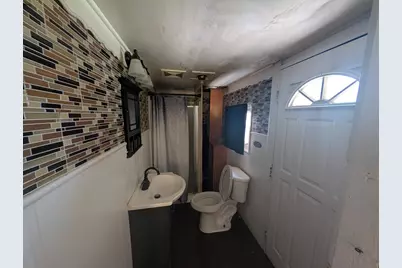 1765 Hillcrest Avenue, Obetz, OH 43207 - Photo 12