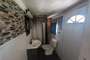 1765 Hillcrest Ave, Obetz, OH 43207 - Photo 12