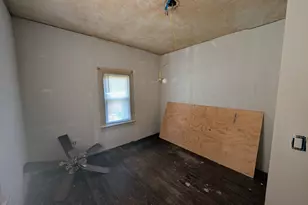 1765 Hillcrest Ave, Obetz, OH 43207 - Photo 8