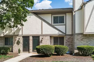 114 Corbins Mill Dr, Dublin, OH 43017 - Photo 2