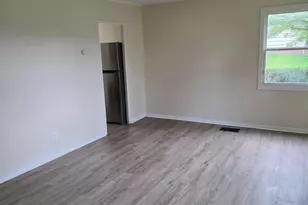 1058 E 26th Ave, Columbus, OH 43211 - Photo 6