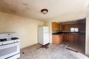 2670 Fern Ave, Columbus, OH 43211 - Photo 10