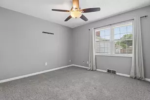 387 Maple Dr, Columbus, OH 43228 - Photo 28