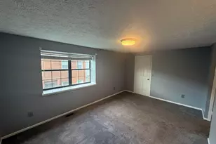 963 Cross Country Dr W, Westerville, OH 43081 - Photo 34