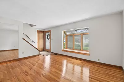 5036 Chipman Drive, Columbus, OH 43232 - Photo 6