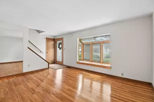 5036 Chipman Dr, Columbus, OH 43232 - Photo 6