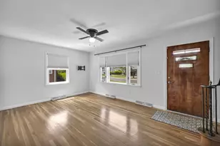 2811 Brookpark Cir E, Grove City, OH 43123 - Photo 4