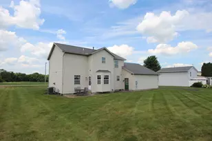 623 Mill St, North Lewisburg, OH 43060 - Photo 4