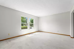 4426 Brickwood Dr, Hilliard, OH 43026 - Photo 4