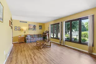 835 Loire Valley Cir, Marion, OH 43302 - Photo 14