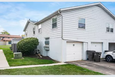660 Cherry Hollow Road #E, Columbus, OH 43228 - Photo 34