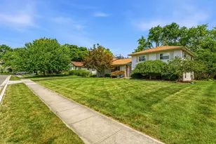 1814 Millwood Dr, Upper Arlington, OH 43221 - Photo 4