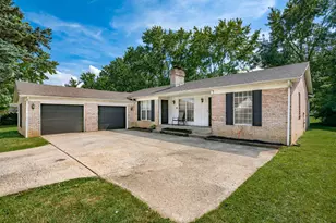 3293-3295 Kristin Ct, Columbus, OH 43231 - Photo 2