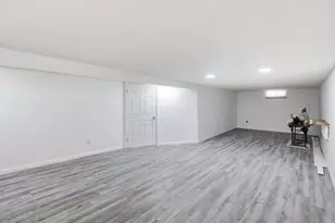 554 Brookside Dr, Columbus, OH 43209 - Photo 38