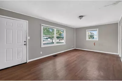 1170 S Hampton Road, Columbus, OH 43227 - Photo 8