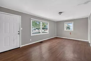 1170 S Hampton Rd, Columbus, OH 43227 - Photo 8