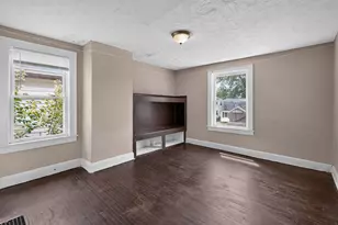 550 Wrexham Ave, Columbus, OH 43223 - Photo 10