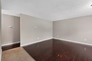 3823 Briggs Rd, Columbus, OH 43228 - Photo 12