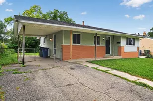 3823 Briggs Rd, Columbus, OH 43228 - Photo 4
