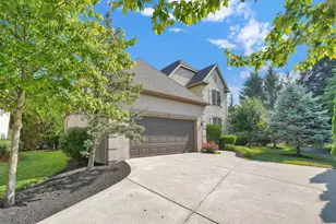 6052 Kentigern Ct N, Dublin, OH 43017 - Photo 2